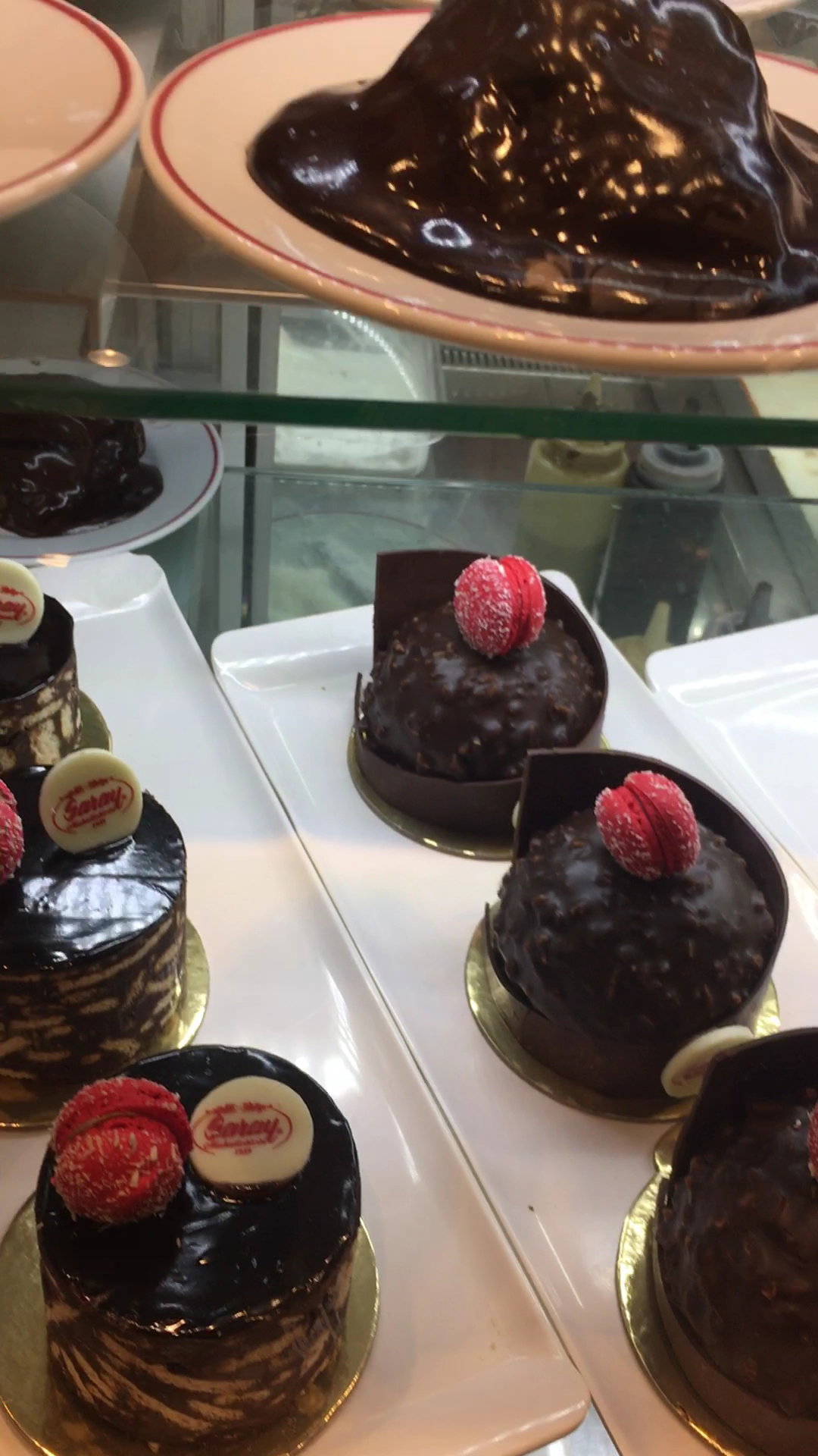 Saray Muhallebicisi - Beyoğlu