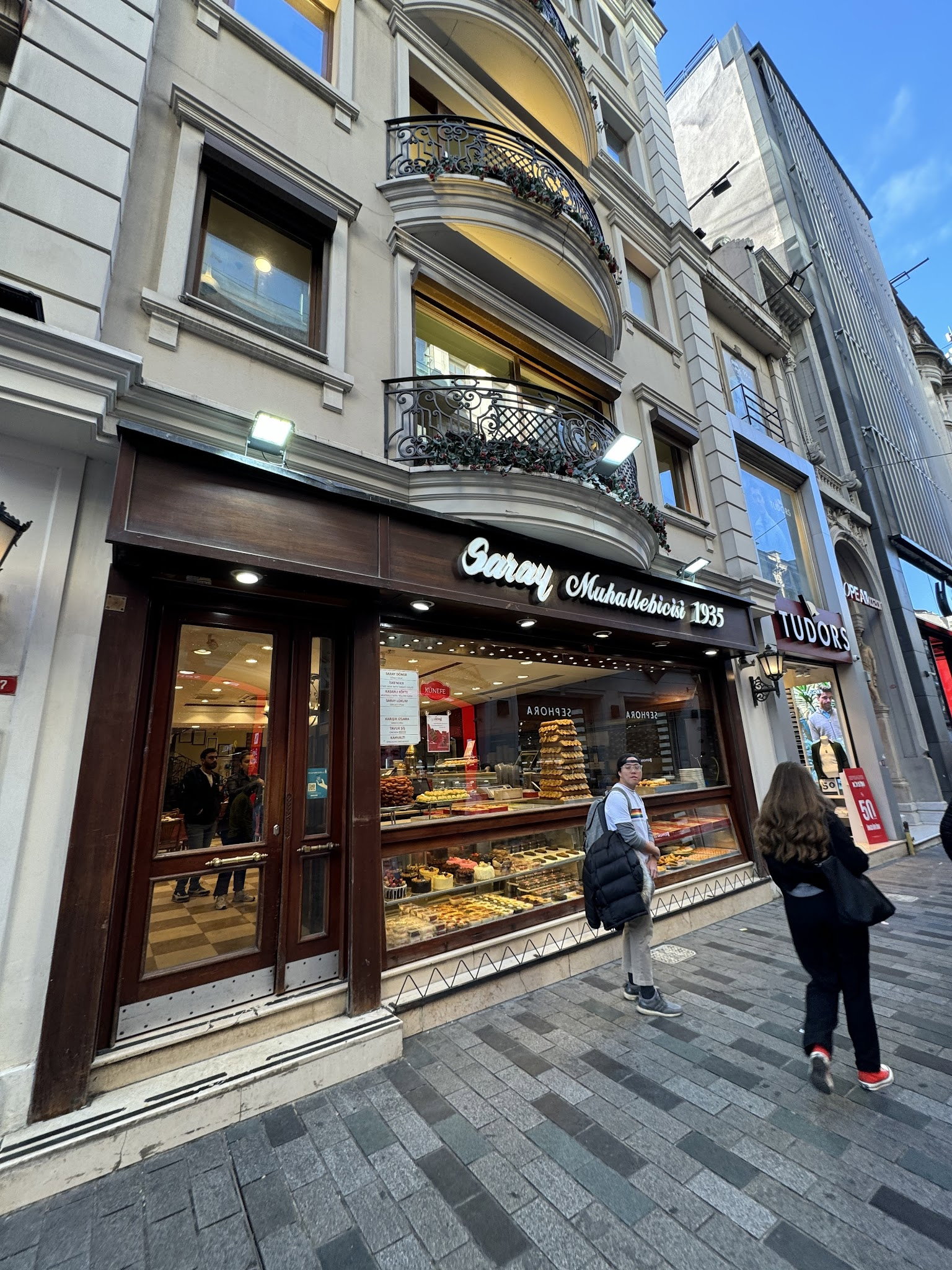 Saray Muhallebicisi - Beyoğlu