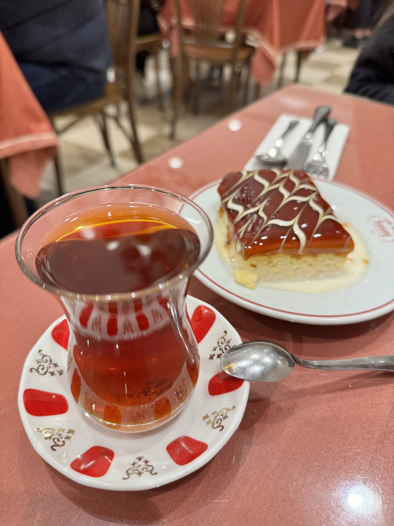 Saray Muhallebicisi - Beyoğlu