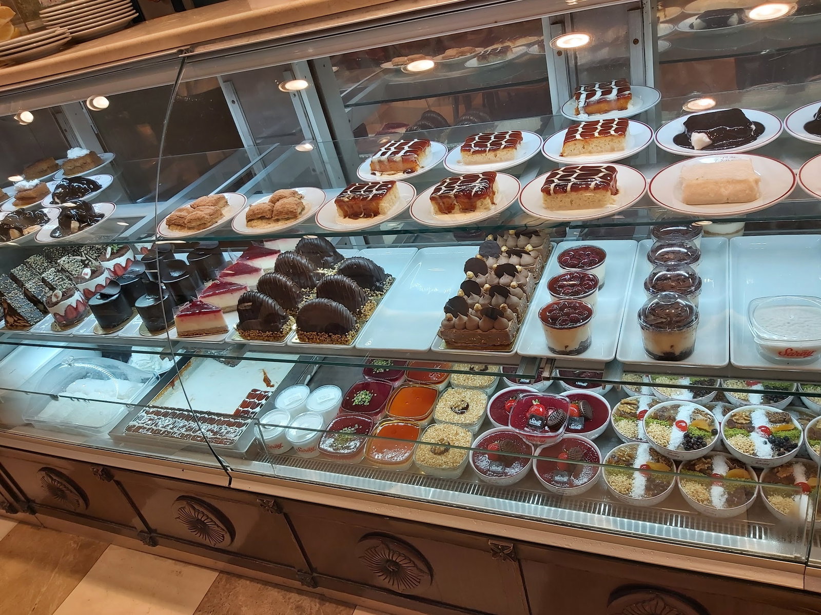 Saray Muhallebicisi - Beyoğlu