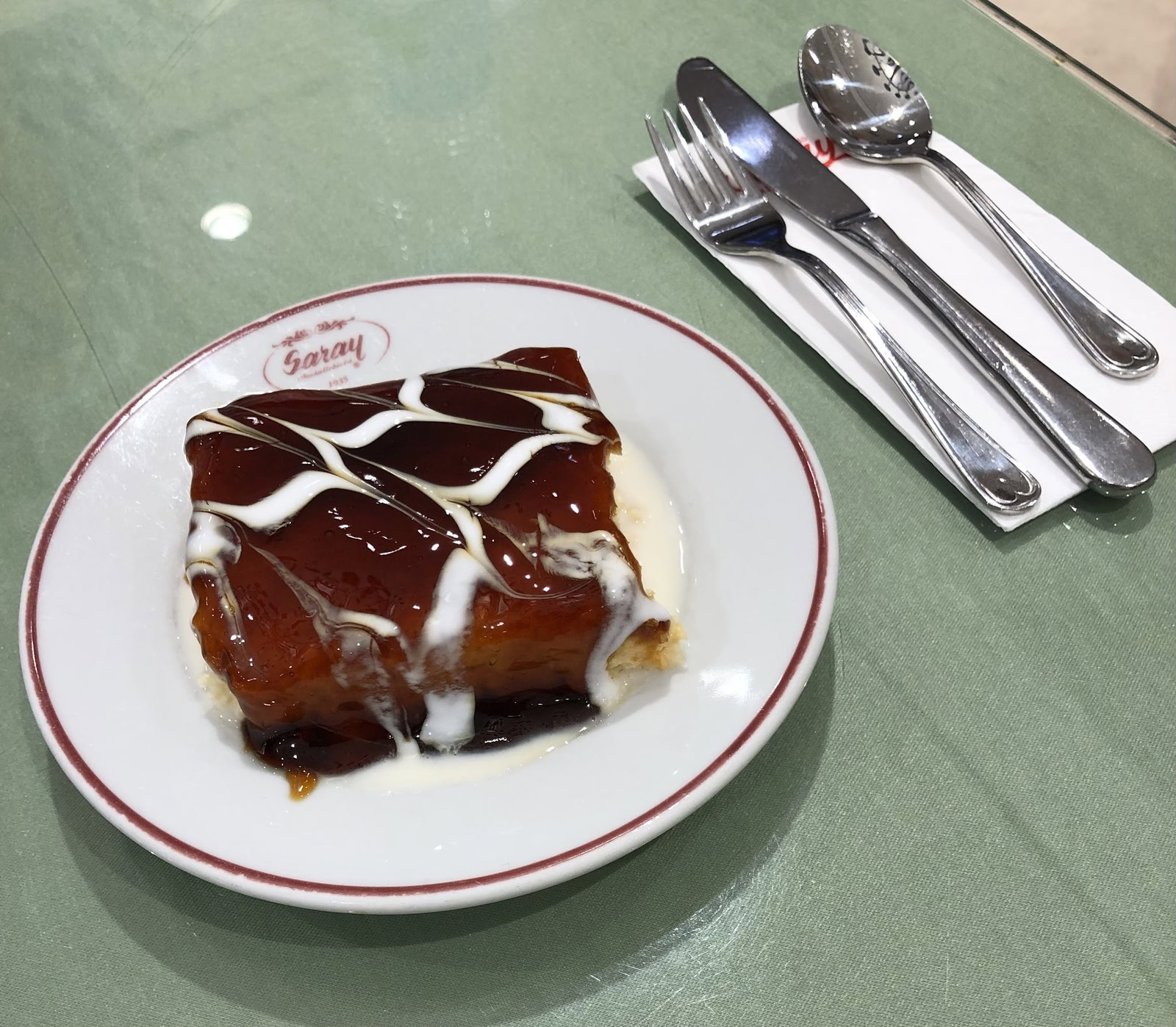 Saray Muhallebicisi - Beyoğlu