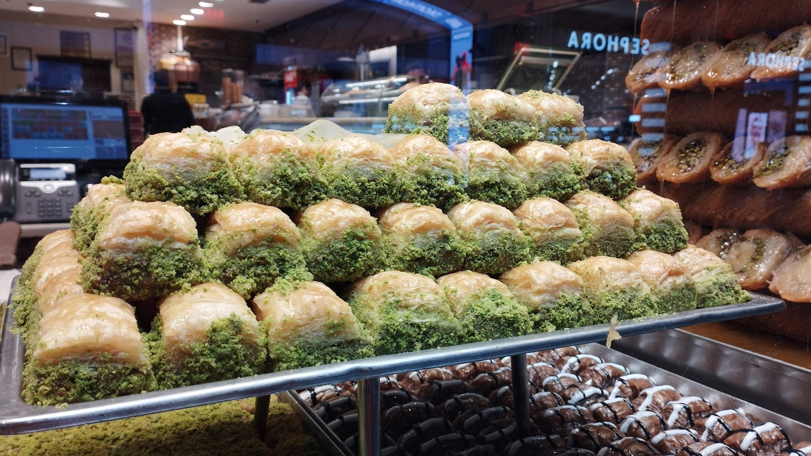 Saray Muhallebicisi - Beyoğlu