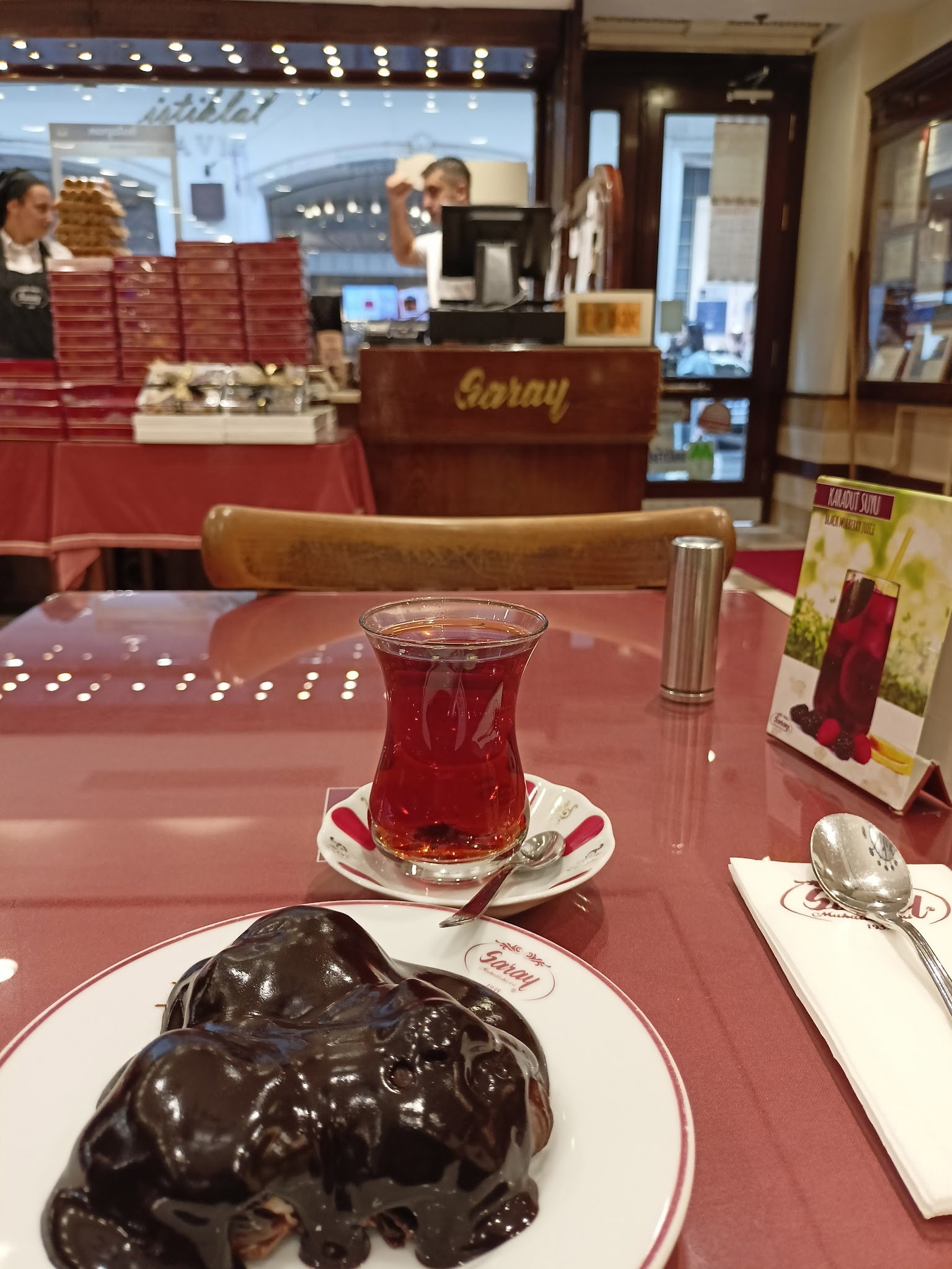 Saray Muhallebicisi - Beyoğlu