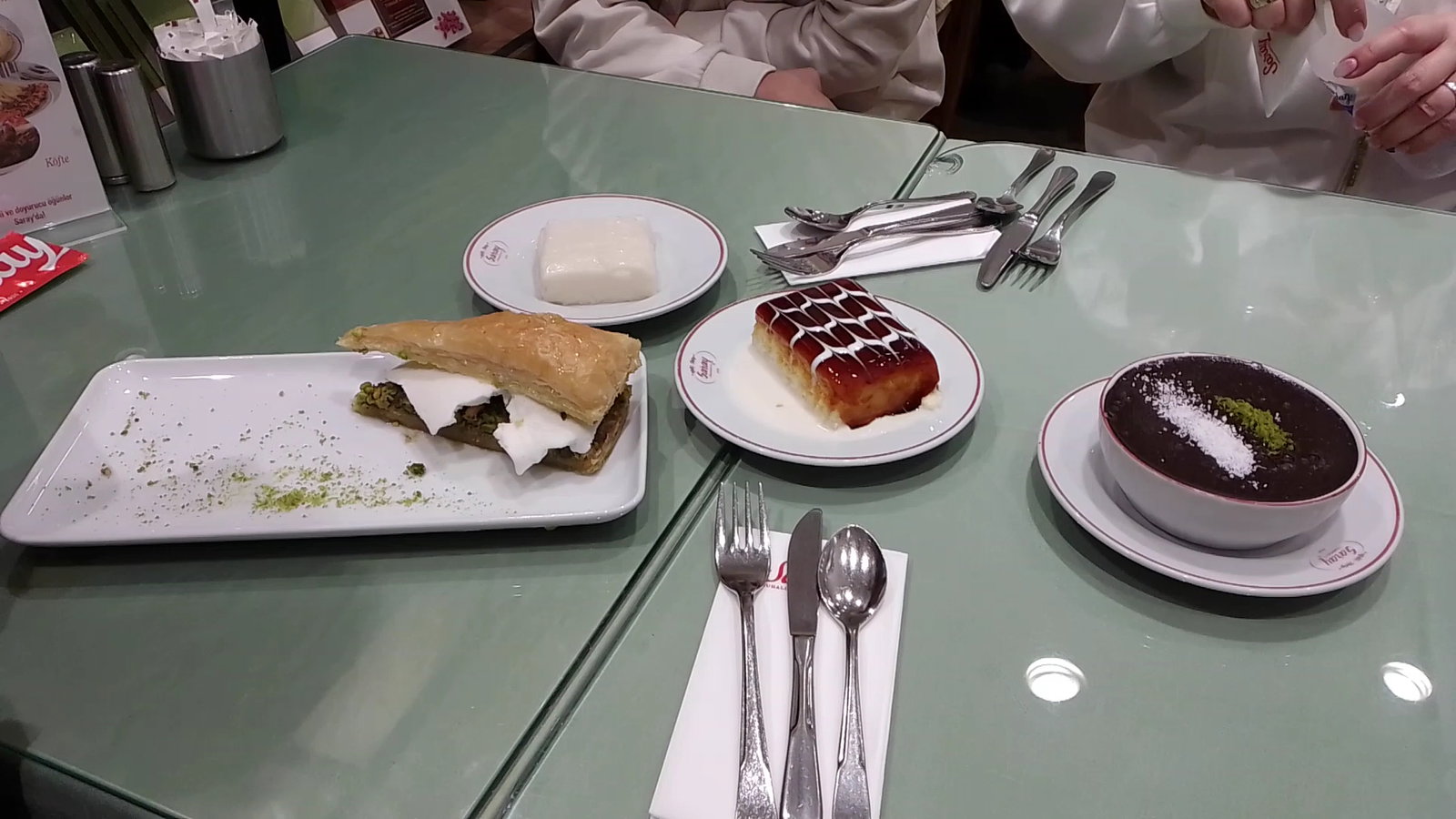 Saray Muhallebicisi - Beyoğlu