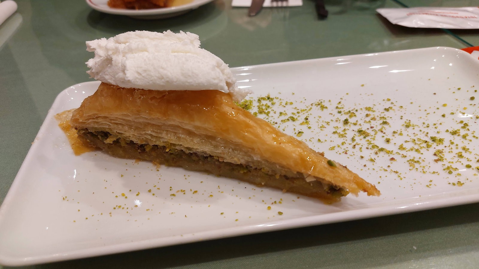 Saray Muhallebicisi - Beyoğlu