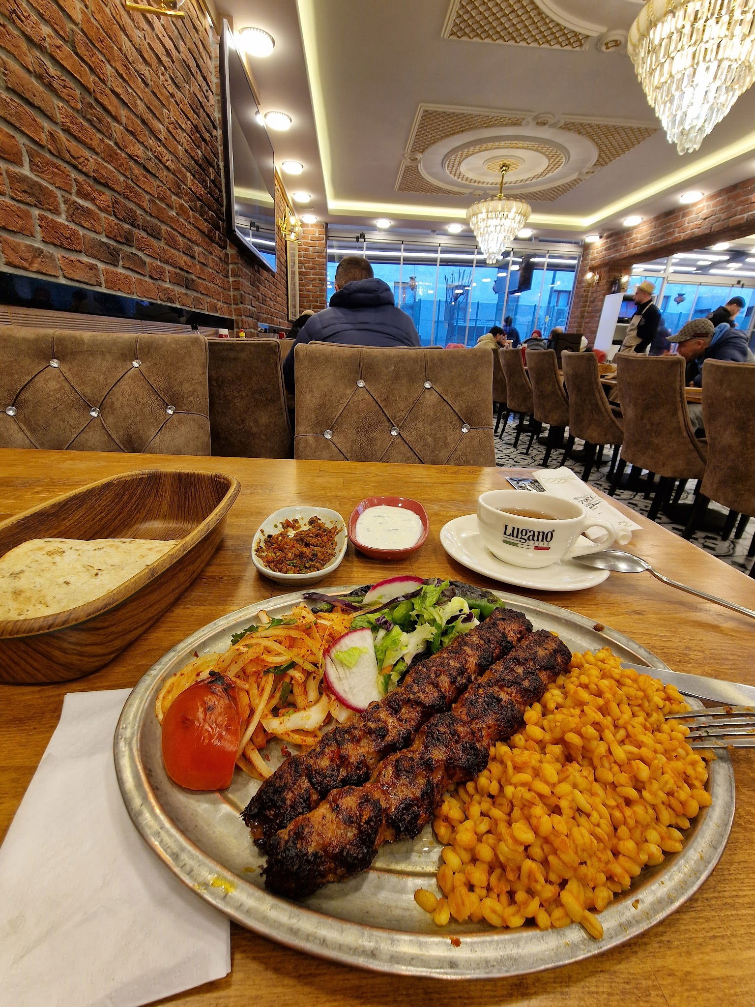 Metro Cafe Restaurant