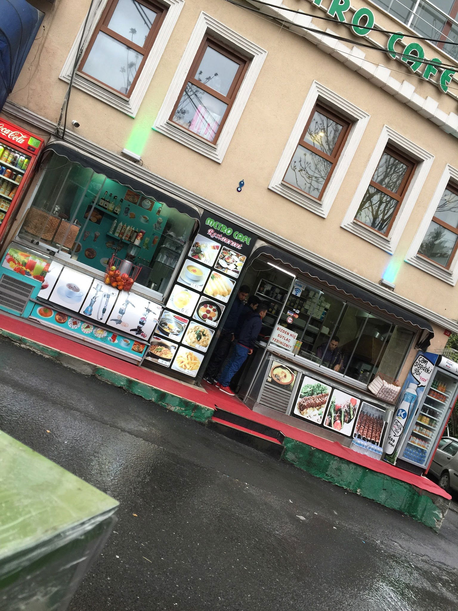 Metro Cafe Restaurant