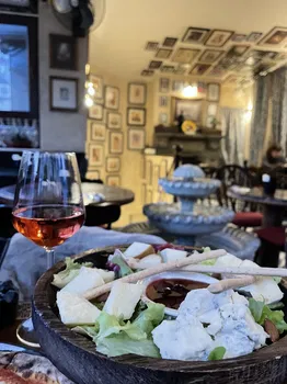 Antique Pizzeria resimleri