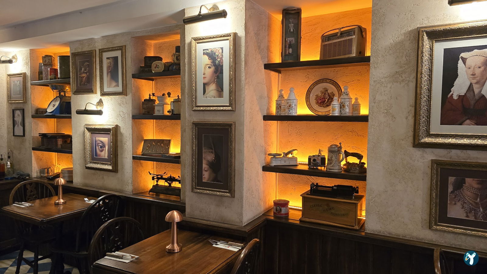 Antique Pizzeria