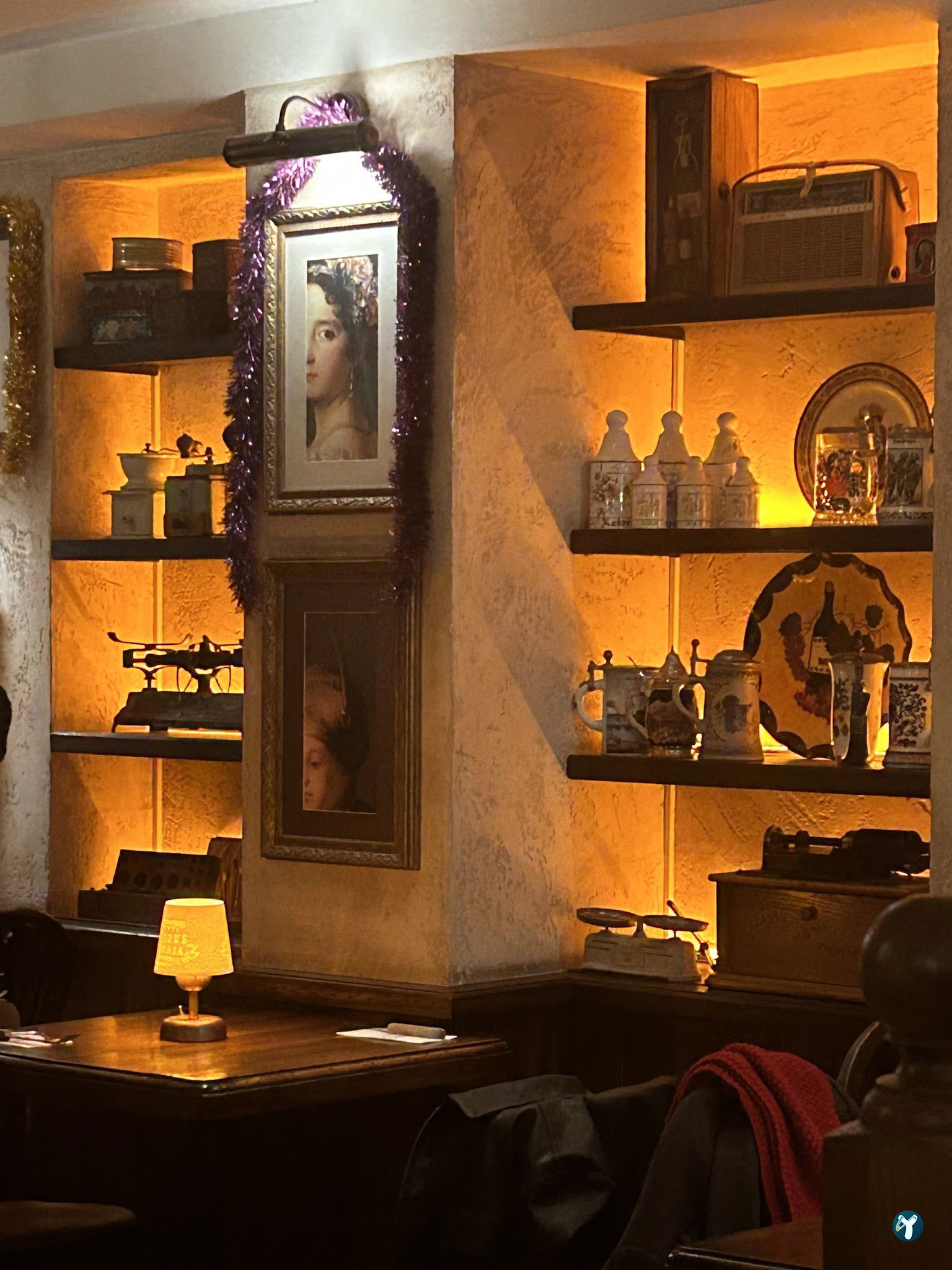 Antique Pizzeria