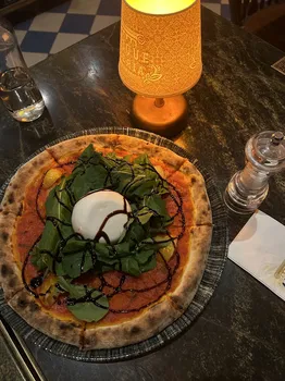 Antique Pizzeria resimleri