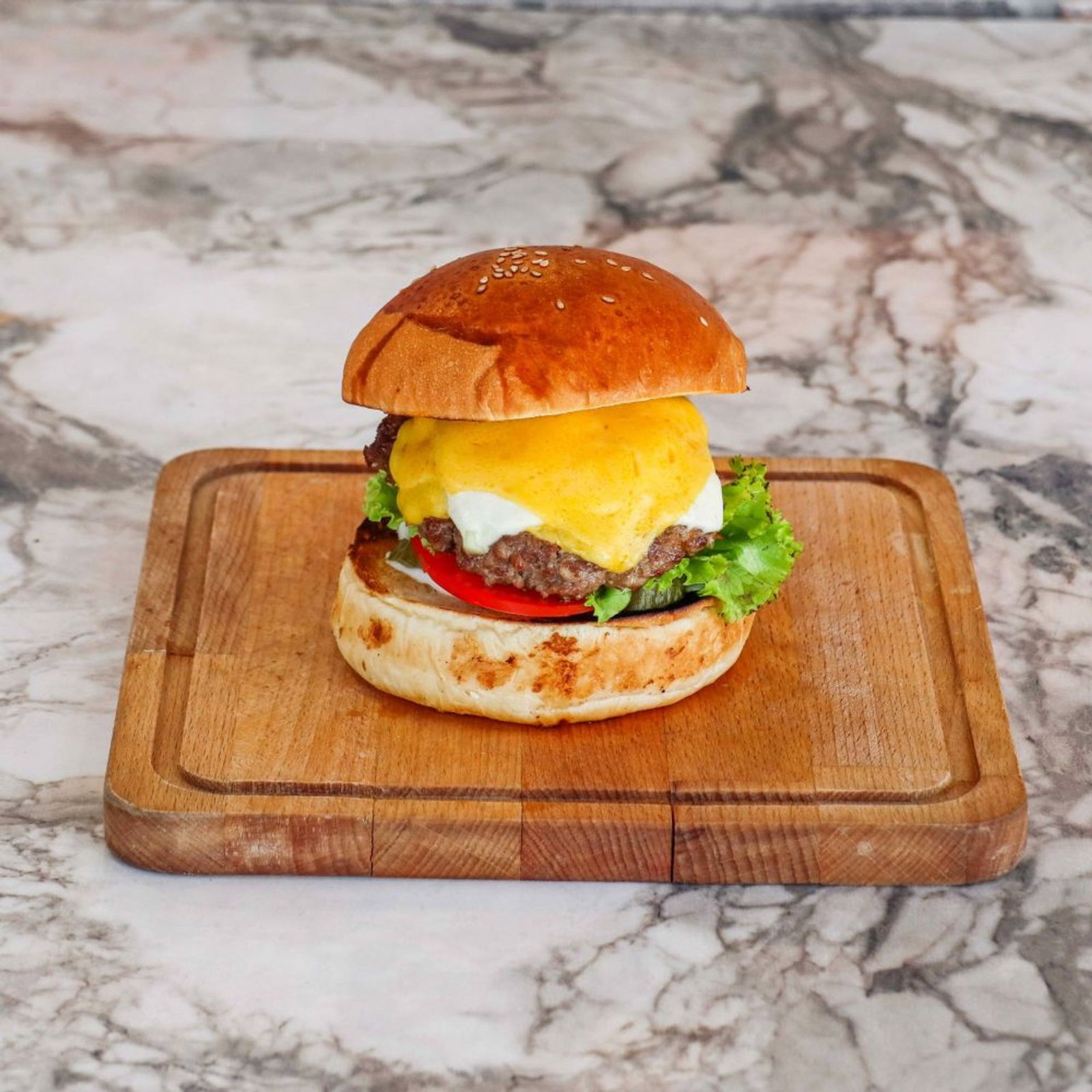 Çift Köfteli Cheeseburger