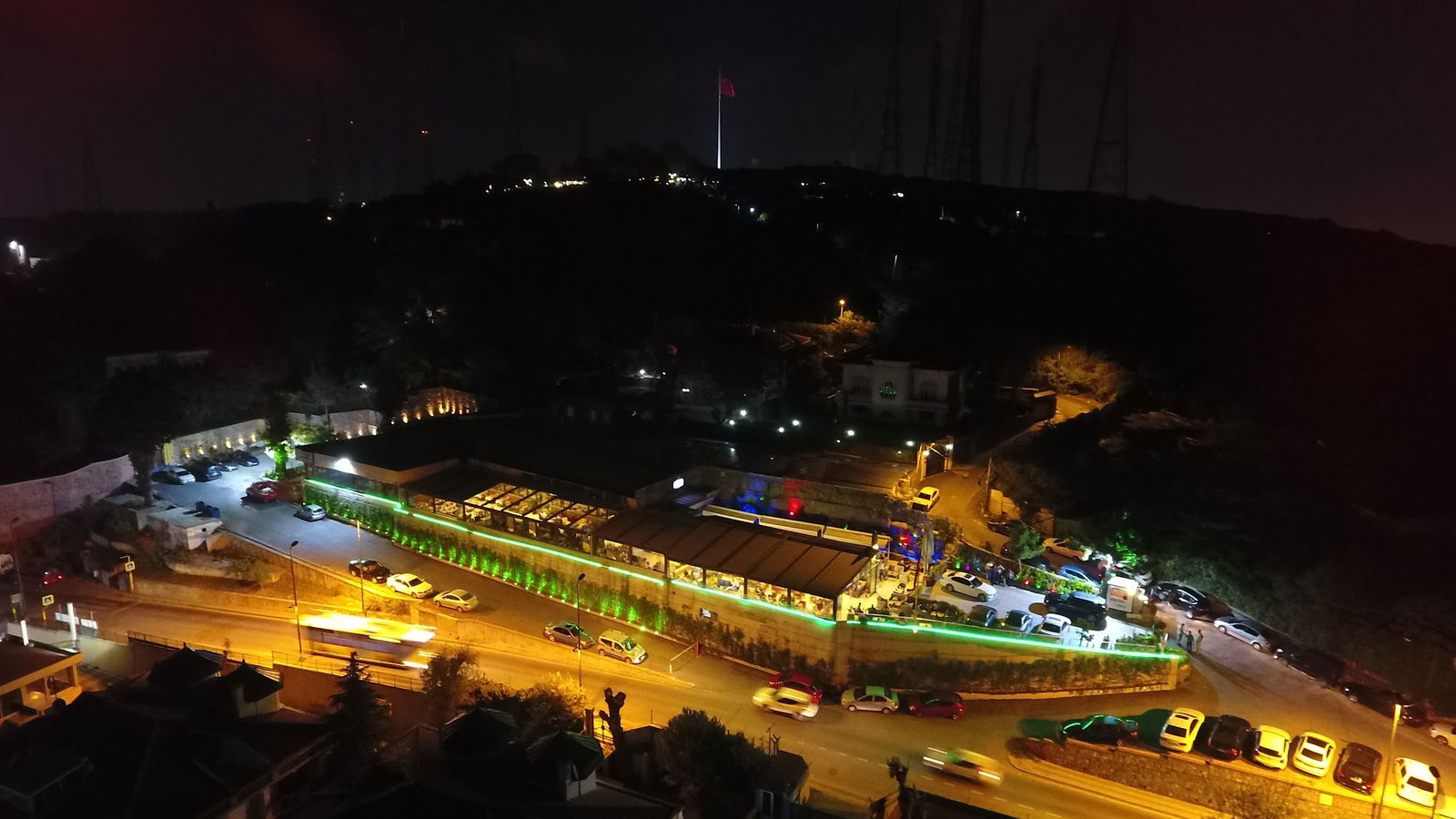 Mavera Cafe Restaurant