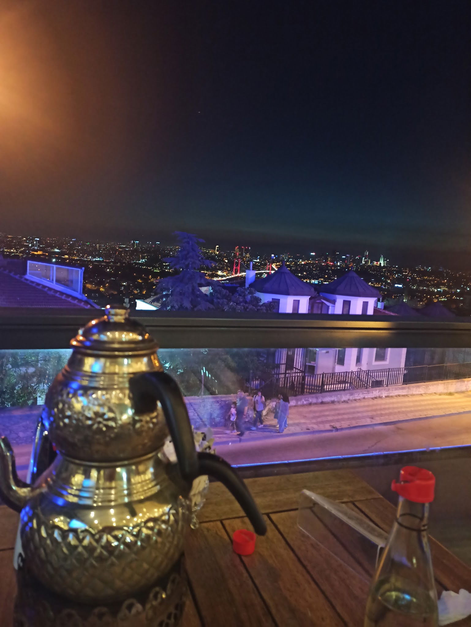 Mavera Cafe Restaurant