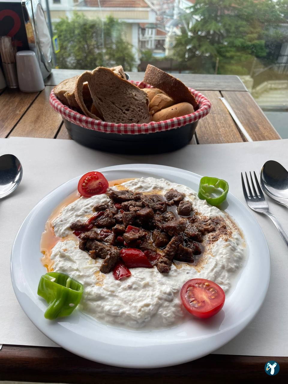 Mavera Cafe Restaurant
