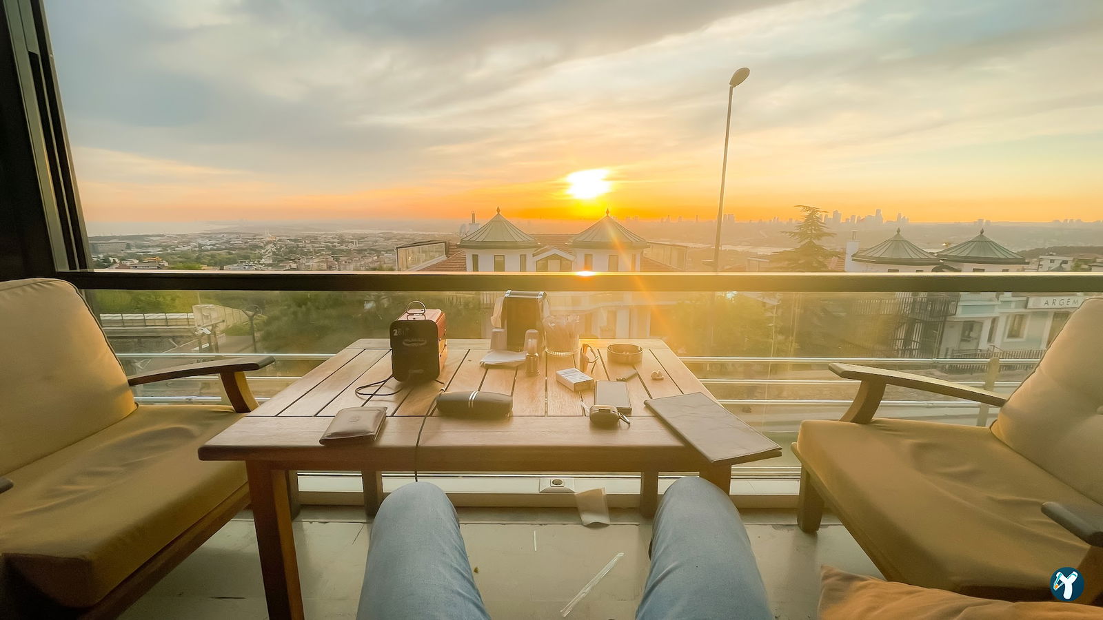 Mavera Cafe Restaurant
