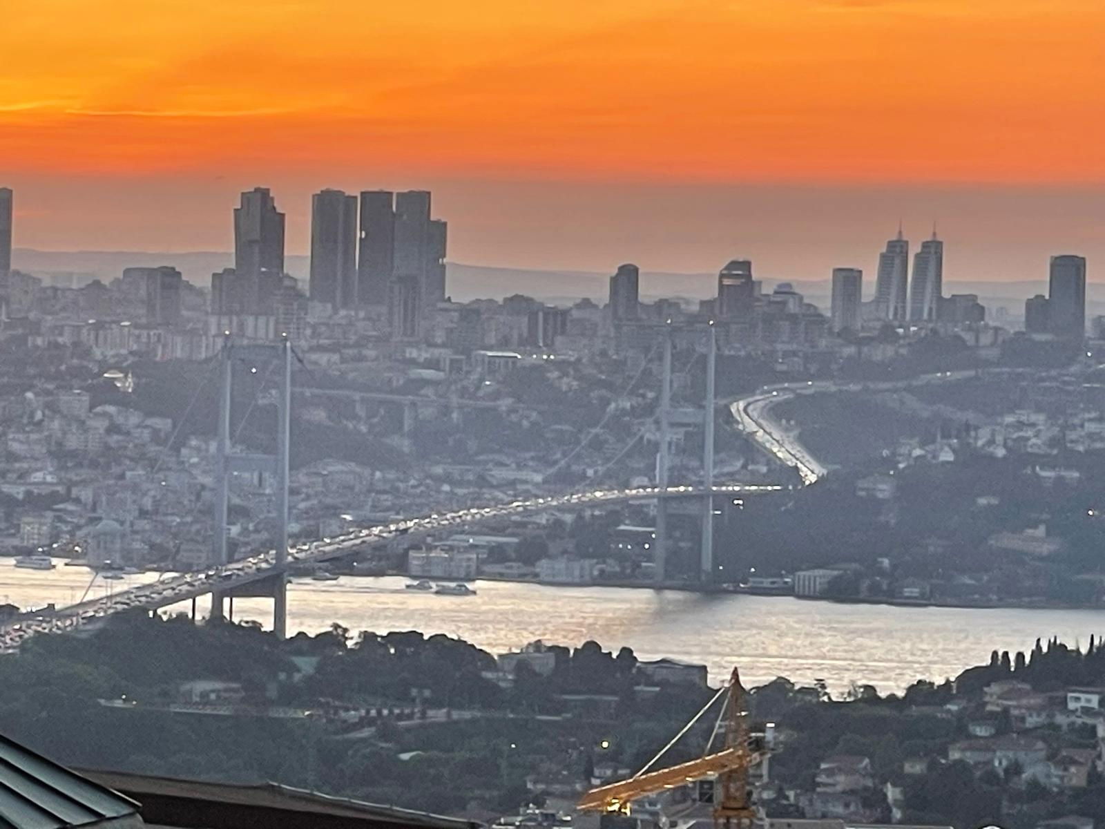 Mavera Cafe Restaurant