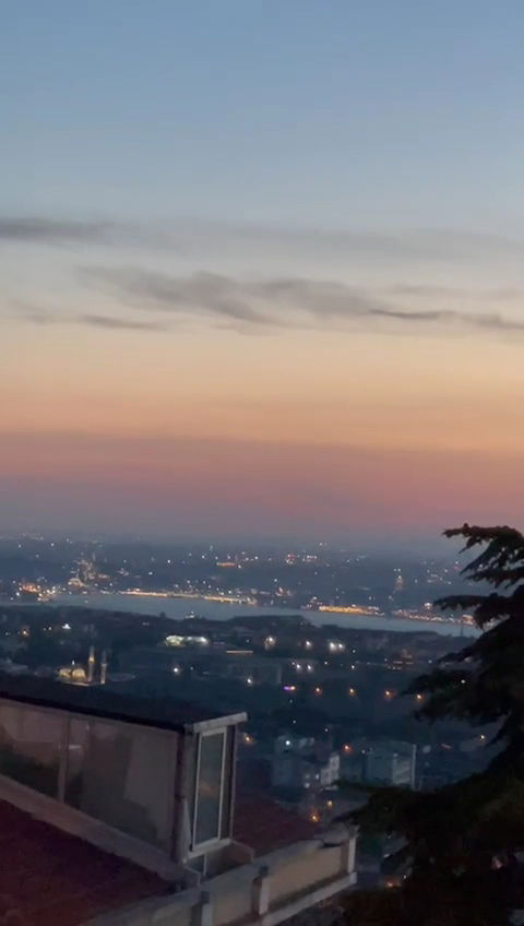 Mavera Cafe Restaurant