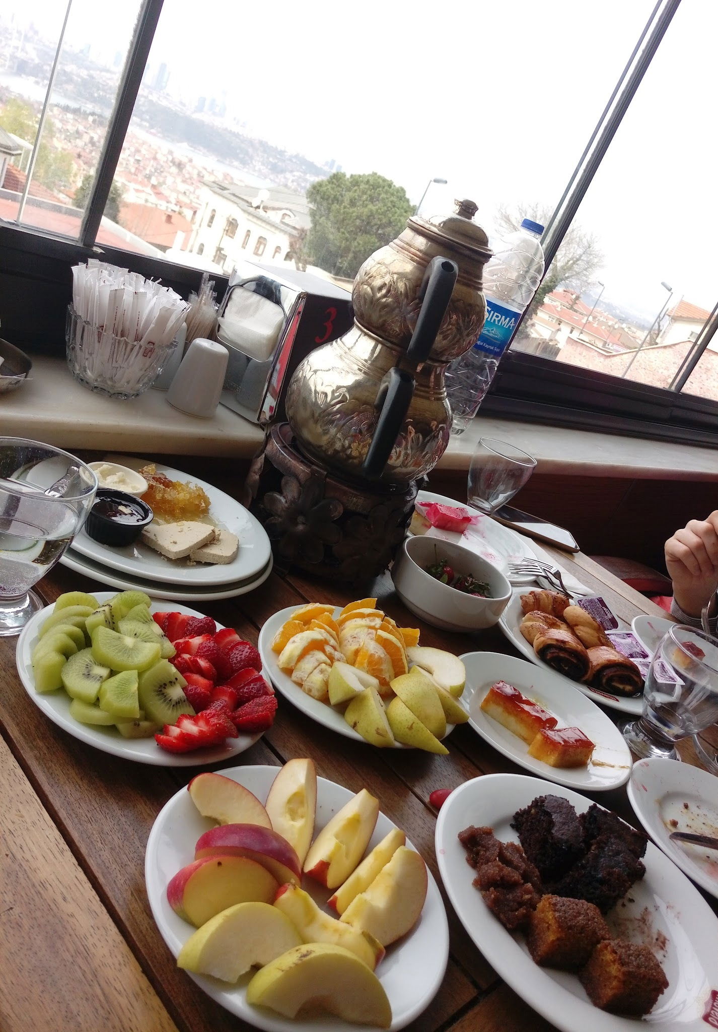 Mavera Cafe Restaurant