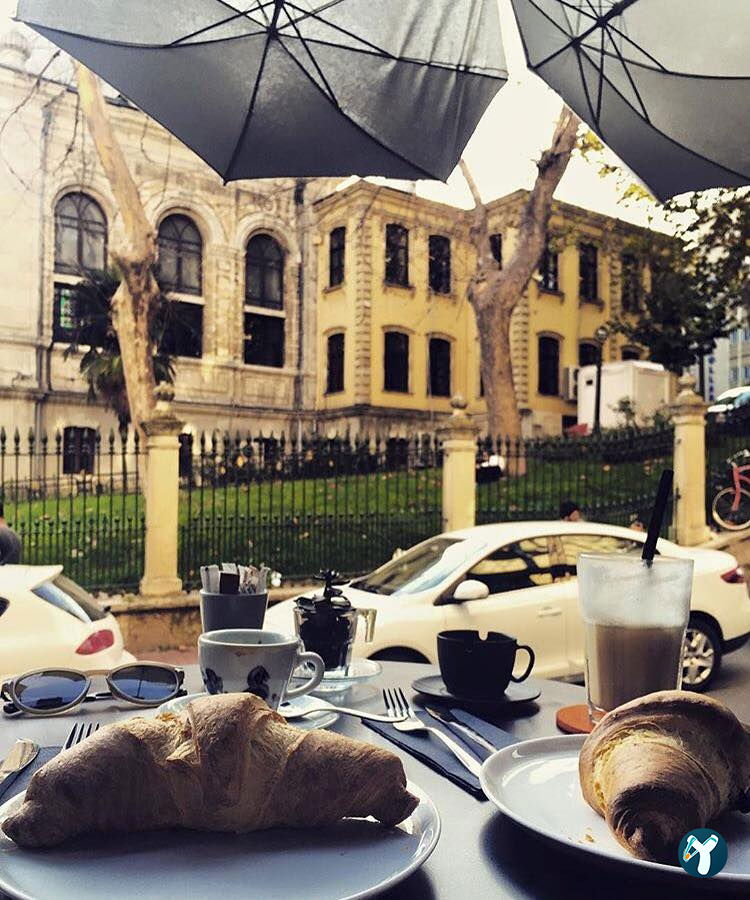 44A Art Gallery & Cafe