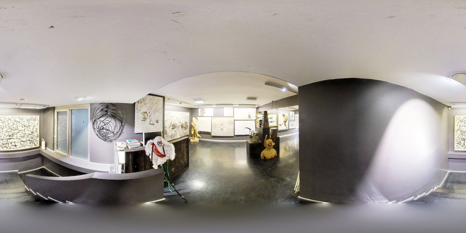 44A Art Gallery & Cafe