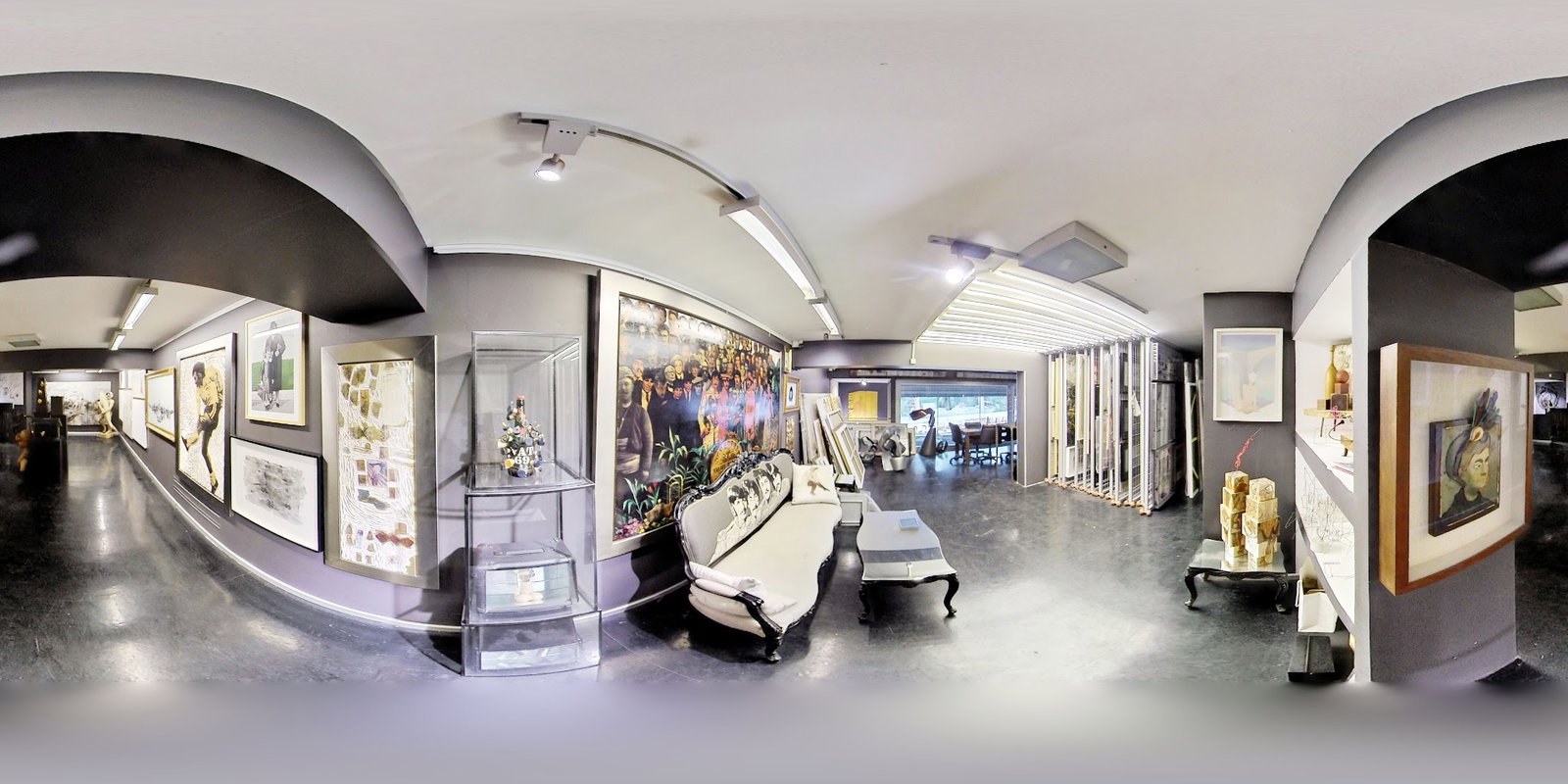 44A Art Gallery & Cafe