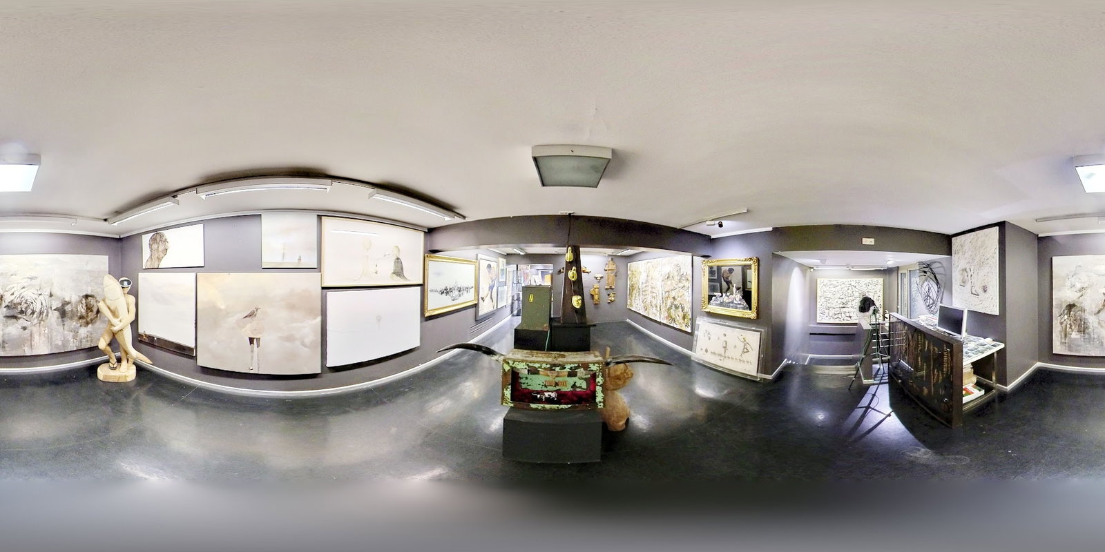 44A Art Gallery & Cafe