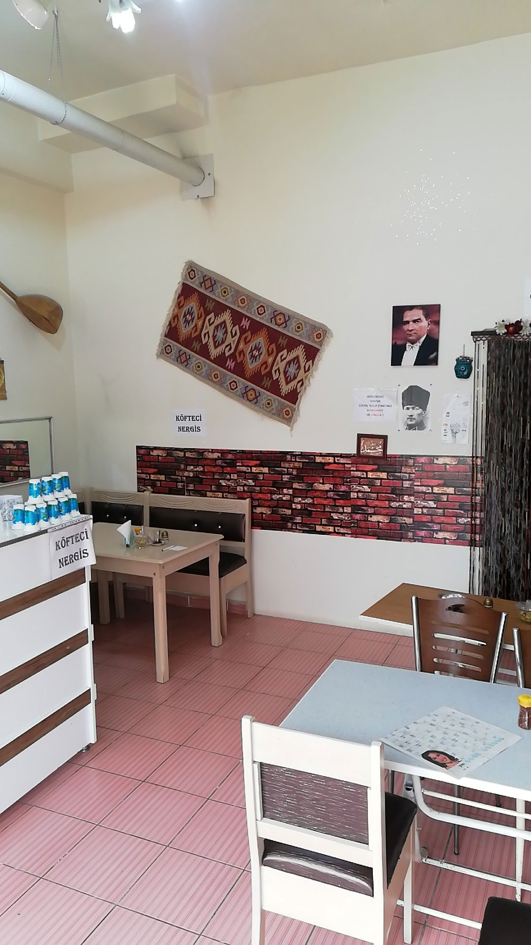 Köfteci Nergis