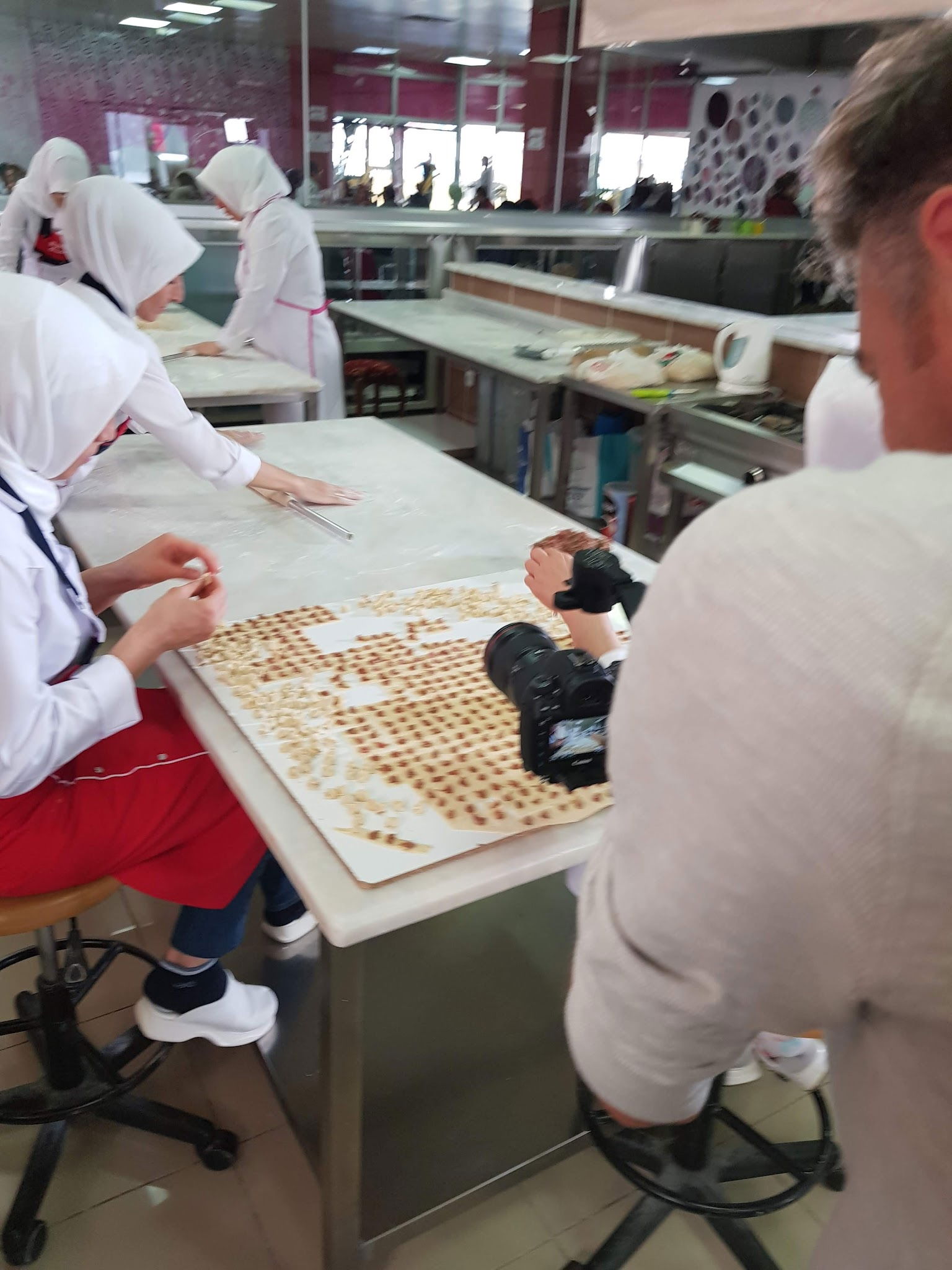 Etimesgut Belediyesi Atakent Sosyal Tesisleri El Ve Yöresel Ürünler Merkezi