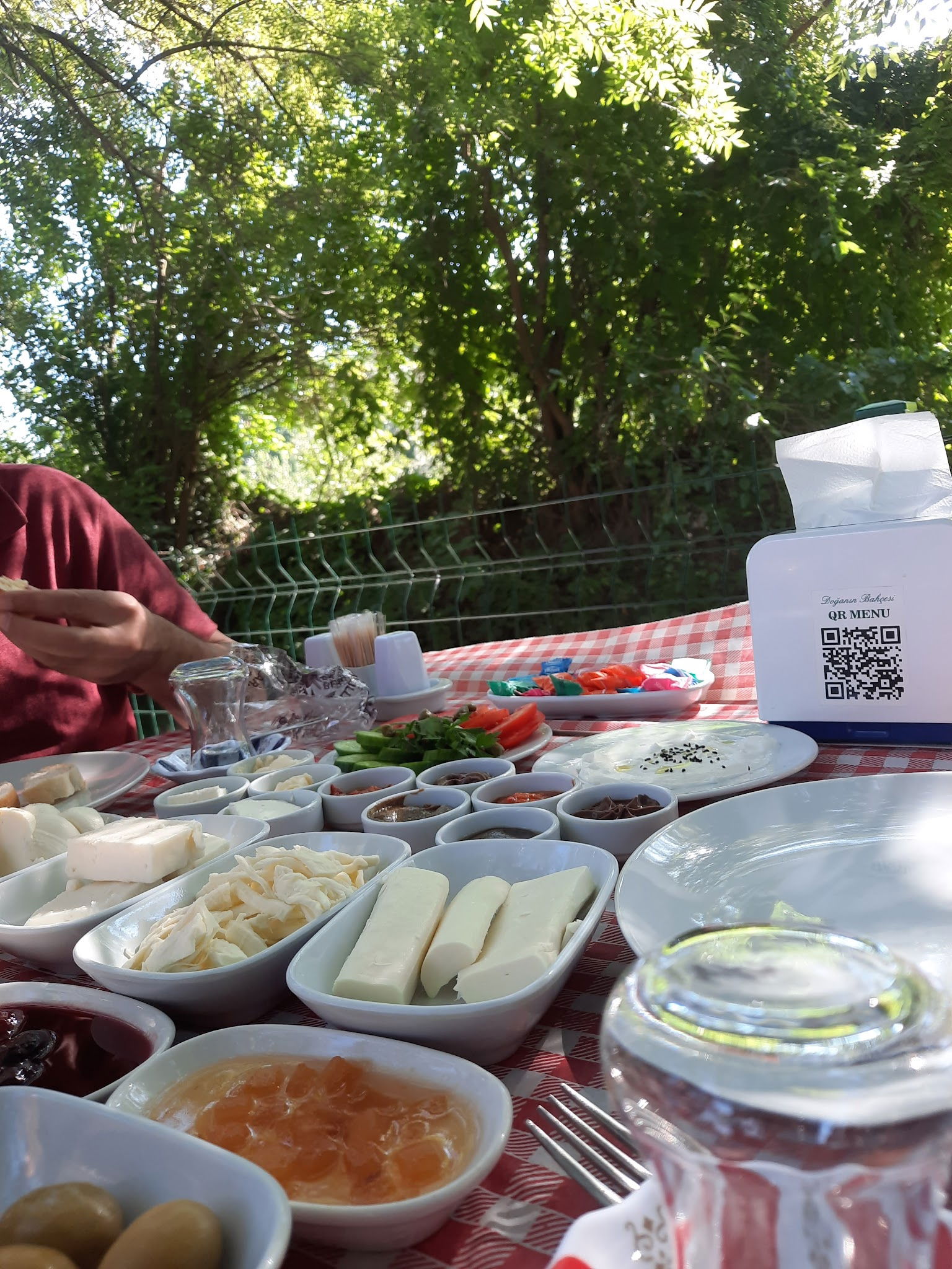 Doğanın Bahçesi Et Ve Kahvaltı Restoranı