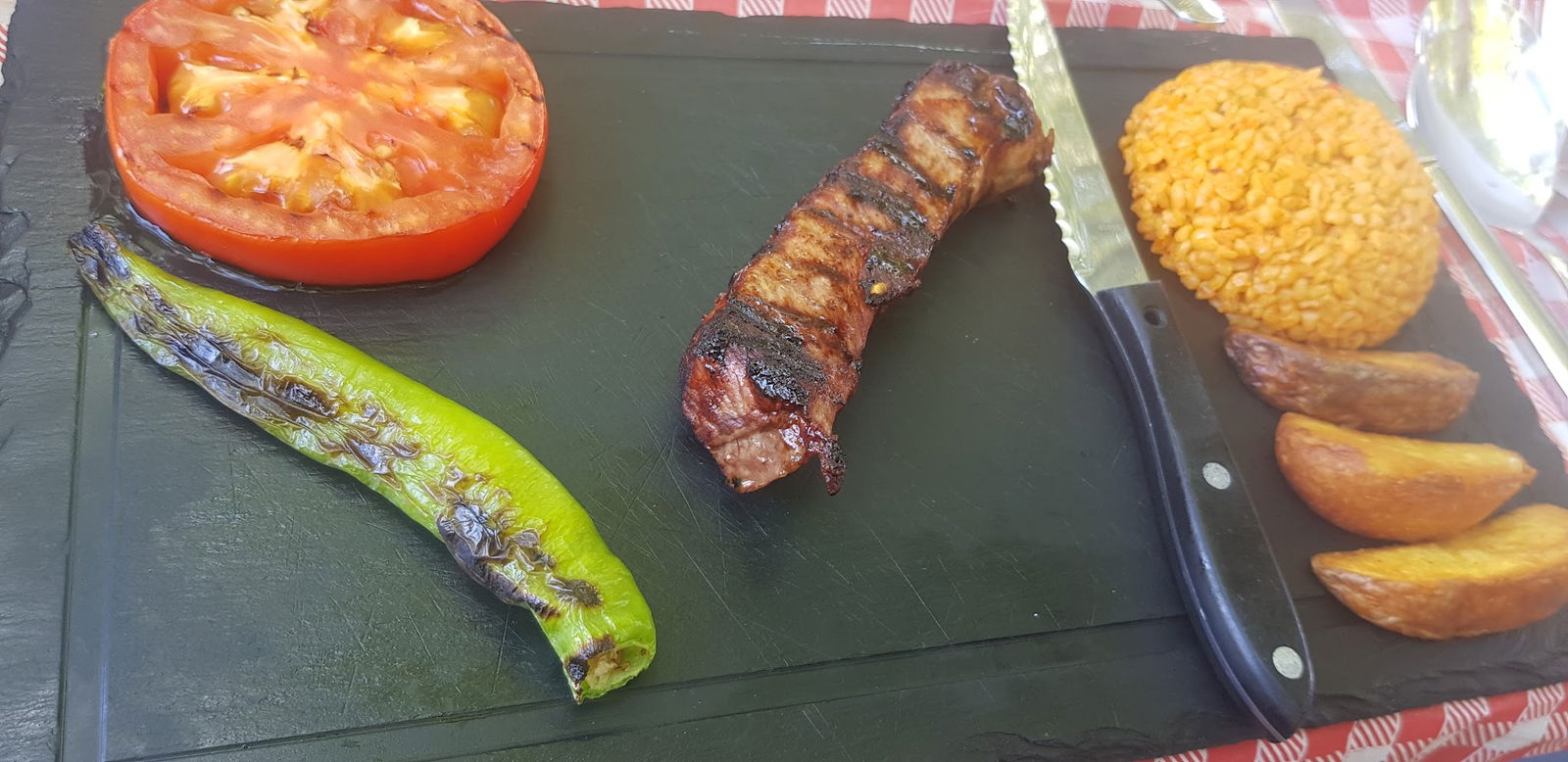 Doğanın Bahçesi Et Ve Kahvaltı Restoranı