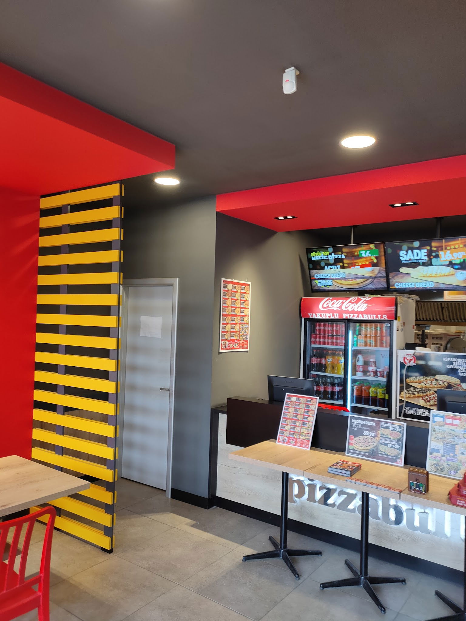 Pizzabulls Yakuplu - Beylikdüzü