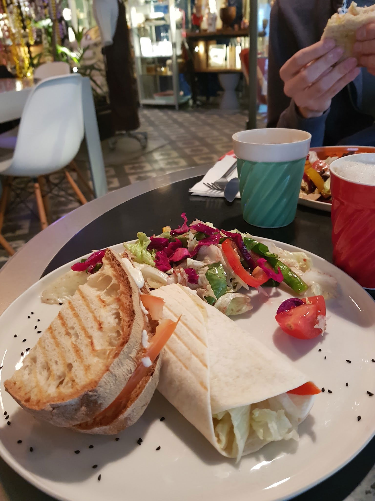 Fes Cafe- Abdulla Natural