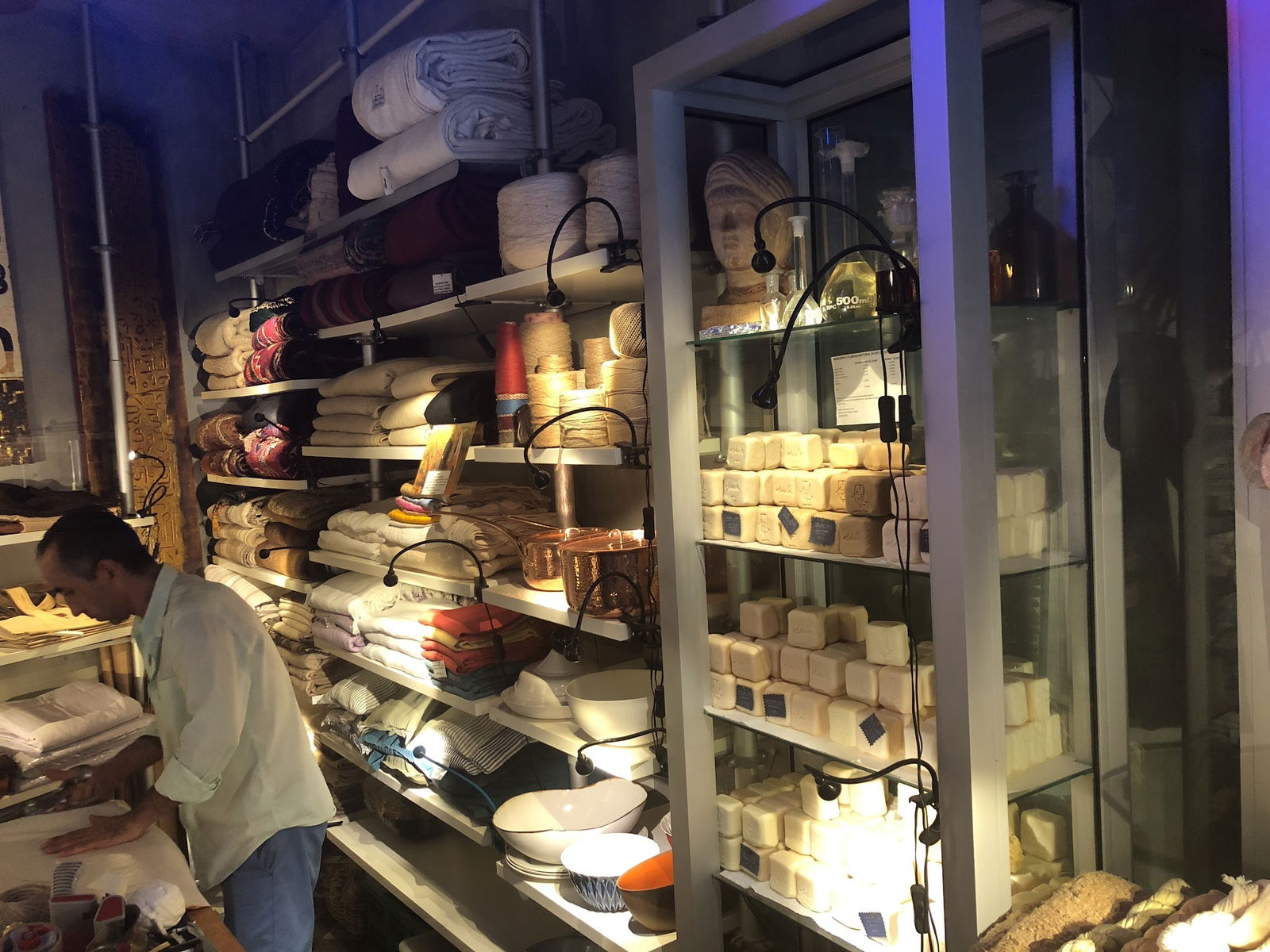 Fes Cafe- Abdulla Natural