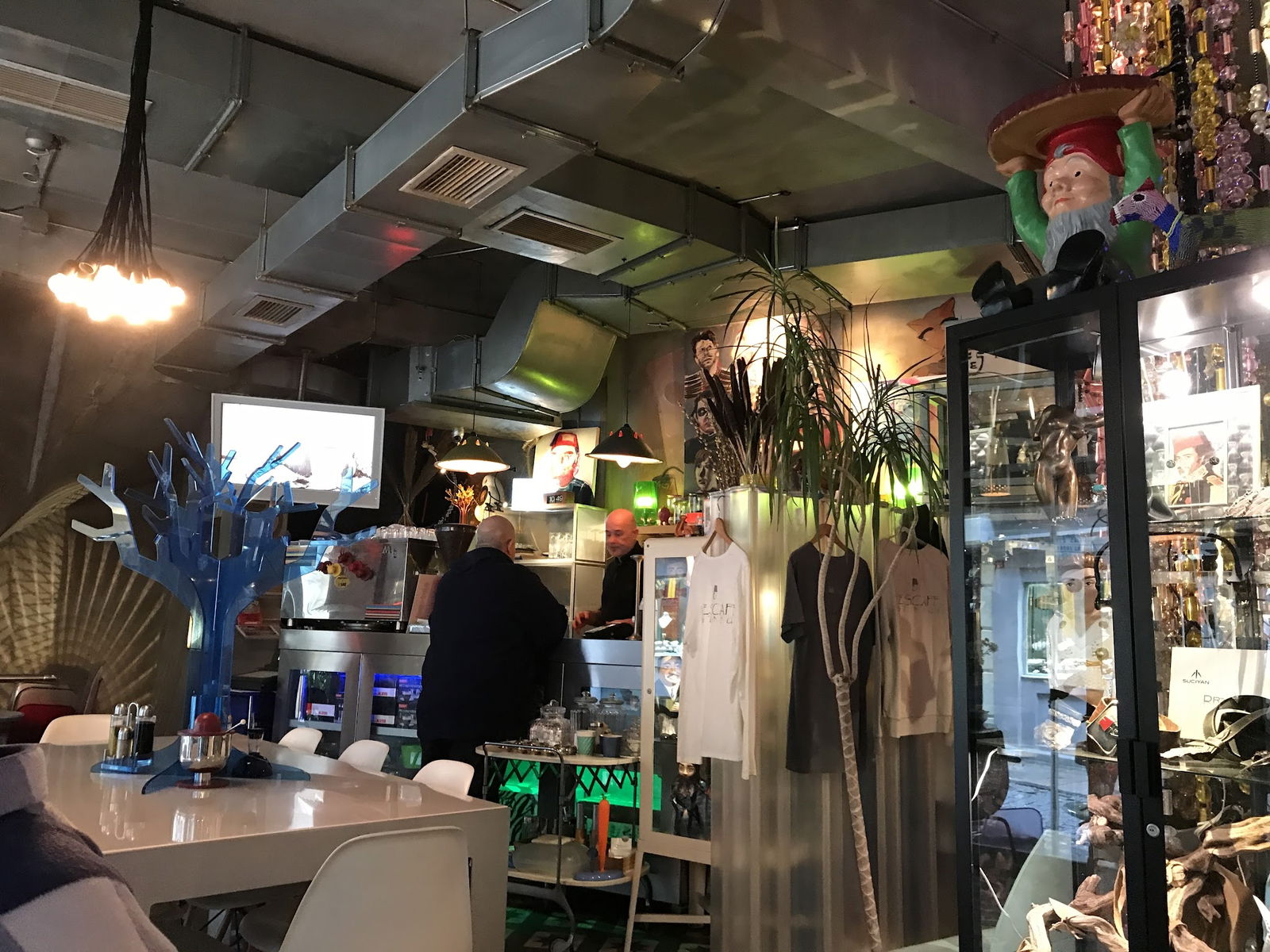 Fes Cafe- Abdulla Natural