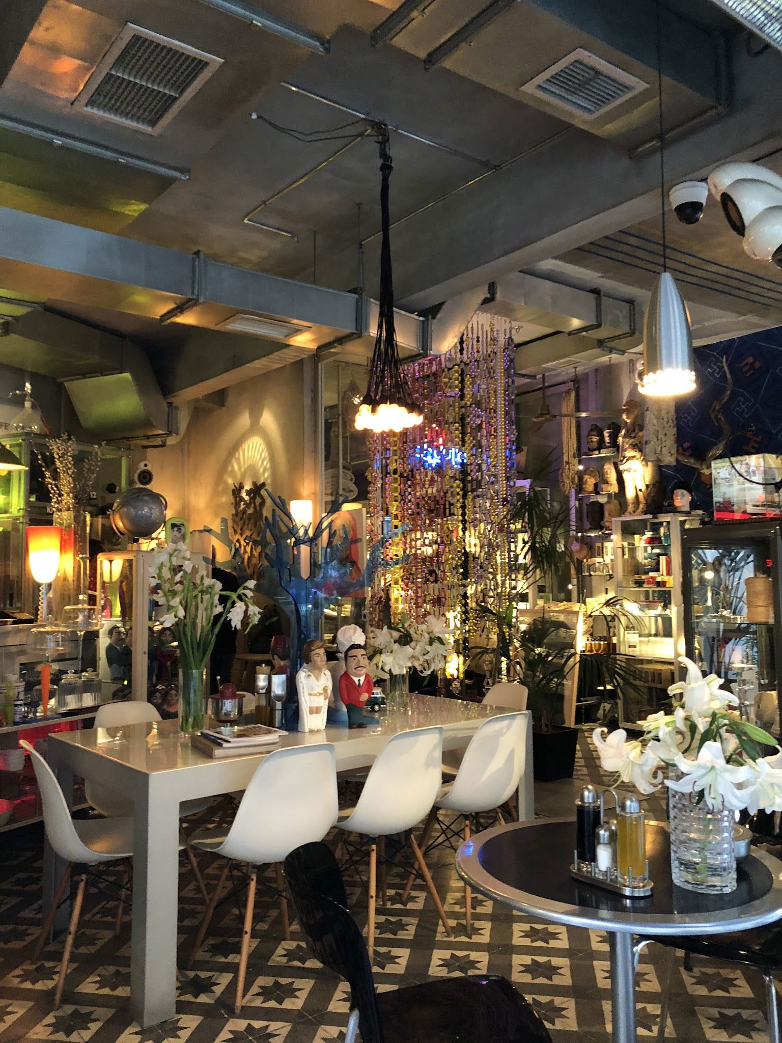 Fes Cafe- Abdulla Natural