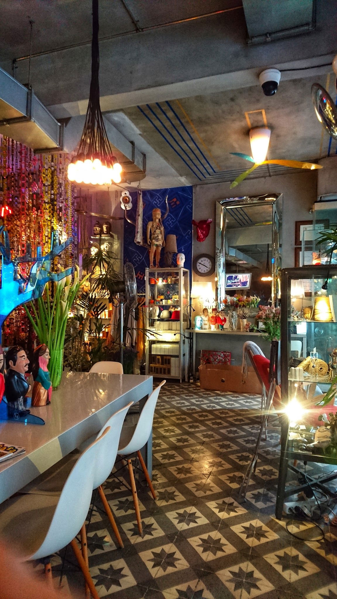 Fes Cafe- Abdulla Natural