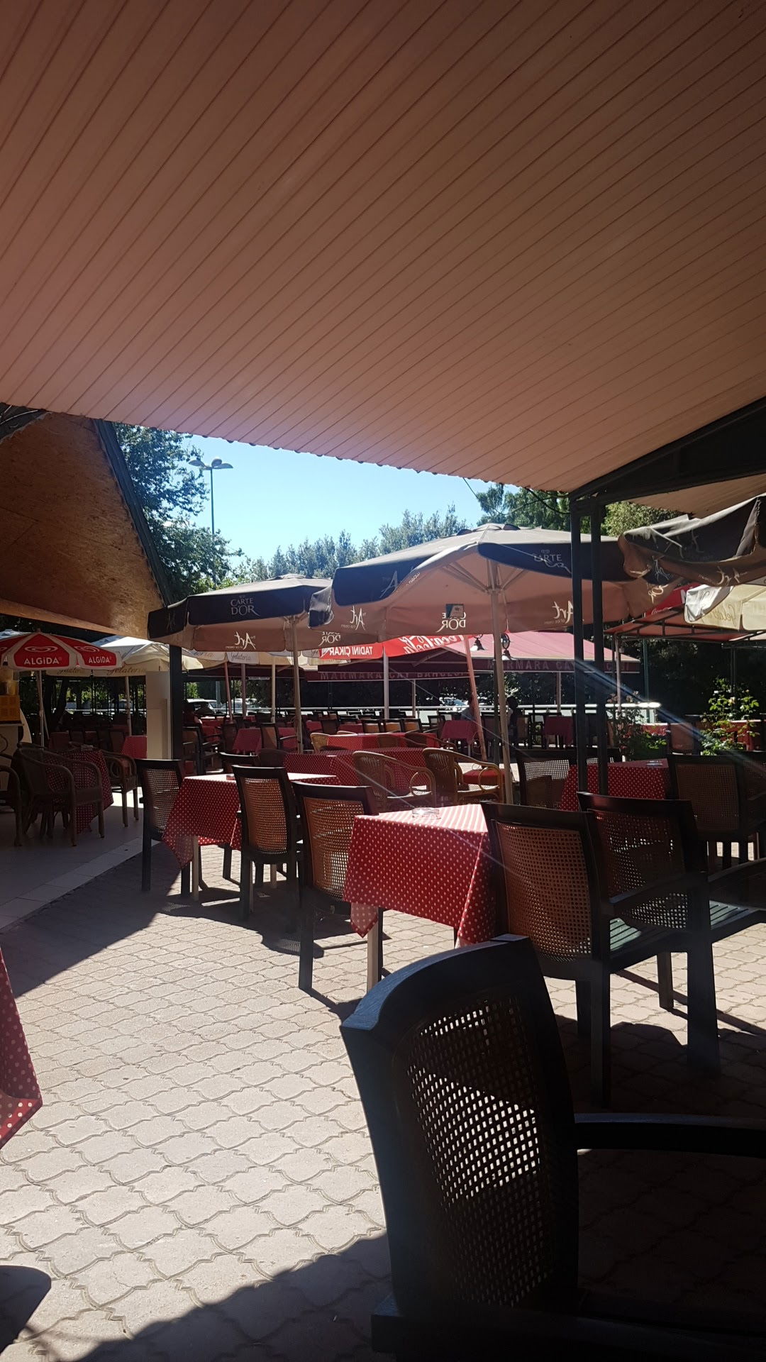 Marmara Family Tea Garden