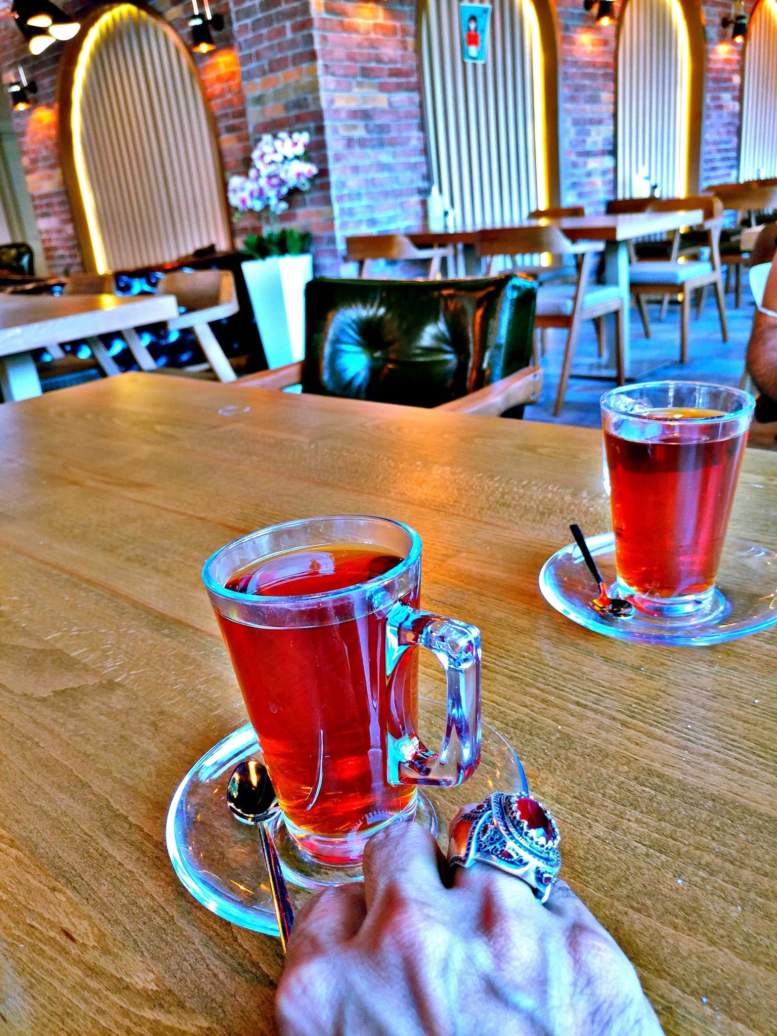 Ali̇s Restaurant Cafe