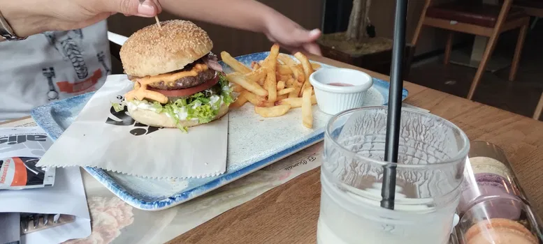 Ali̇s Restaurant Cafe resimleri Ali̇s Restaurant Cafe resimleri