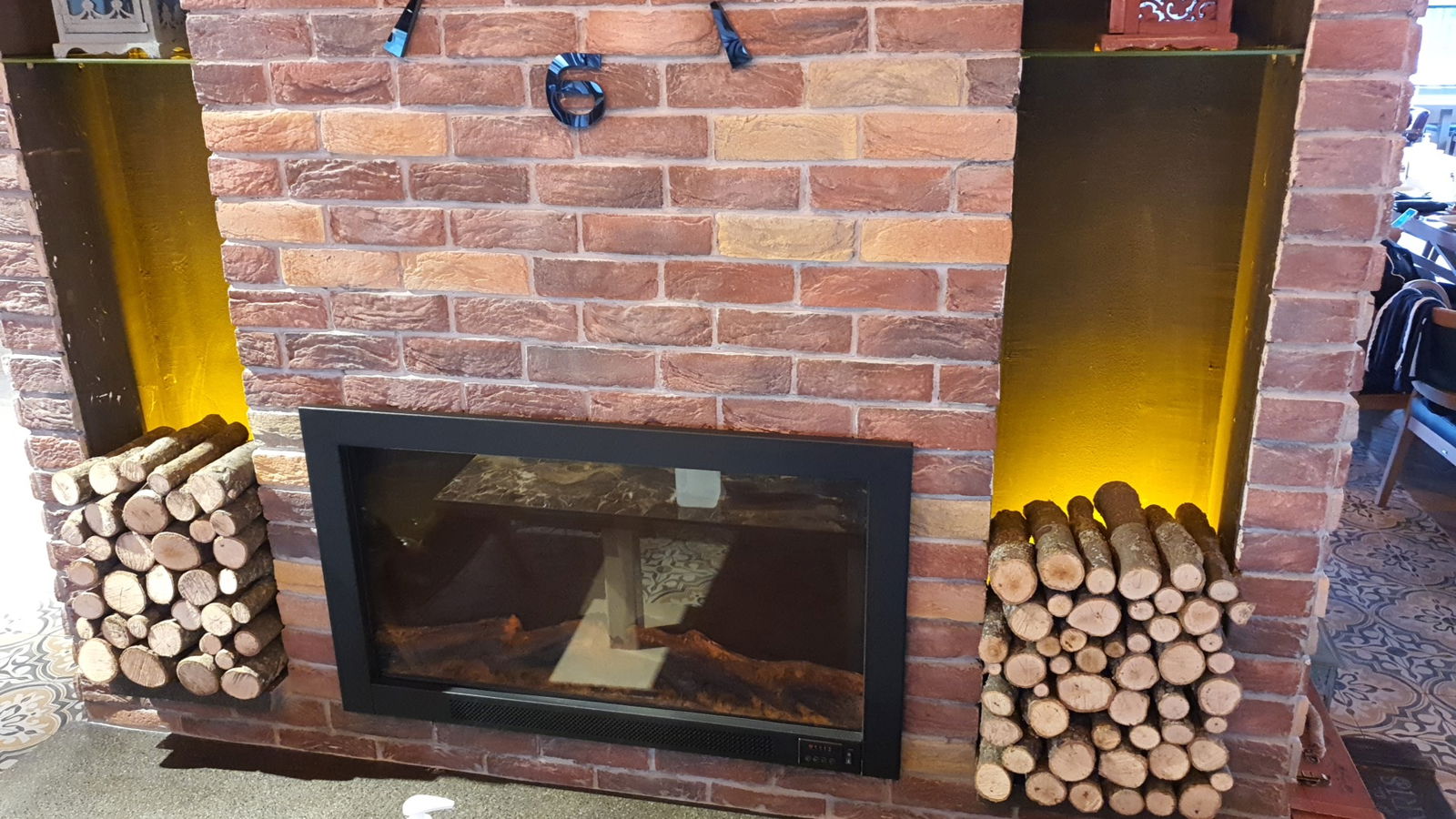 Ali̇s Restaurant Cafe