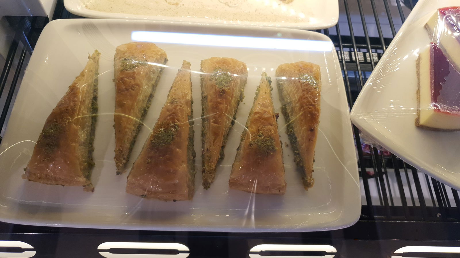 Ali̇s Restaurant Cafe