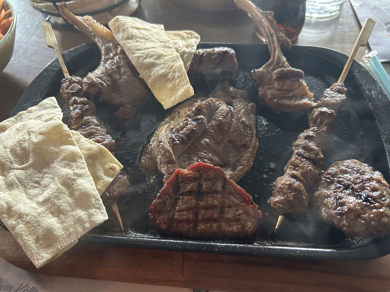 Ali̇s Restaurant Cafe