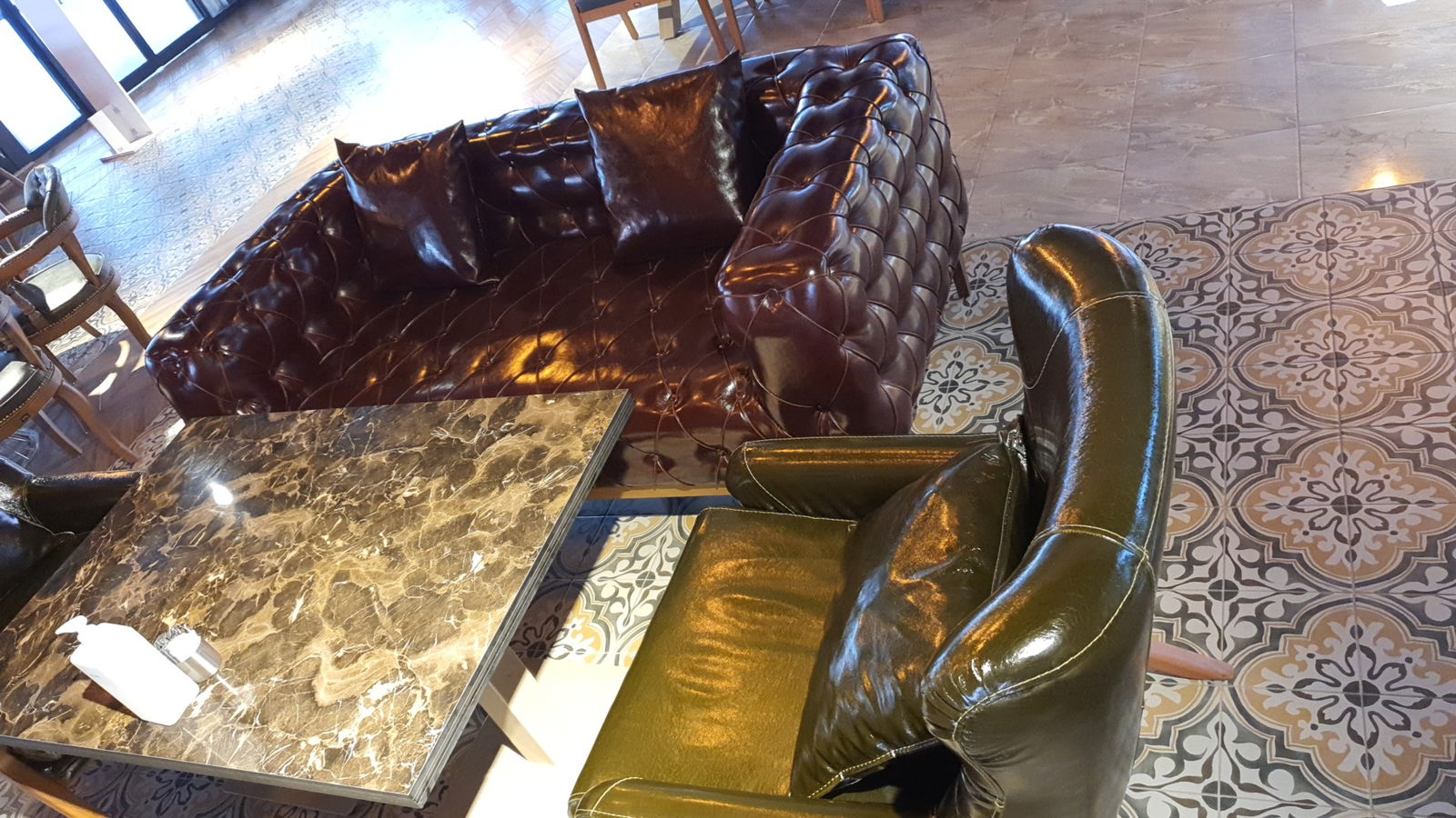 Ali̇s Restaurant Cafe