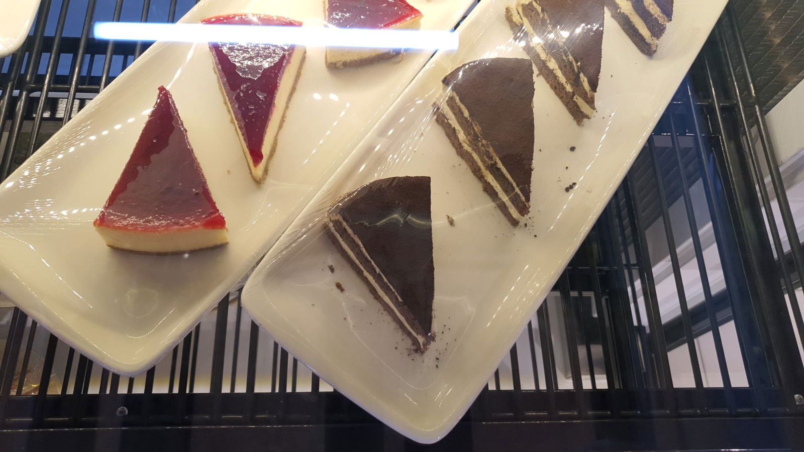 Ali̇s Restaurant Cafe