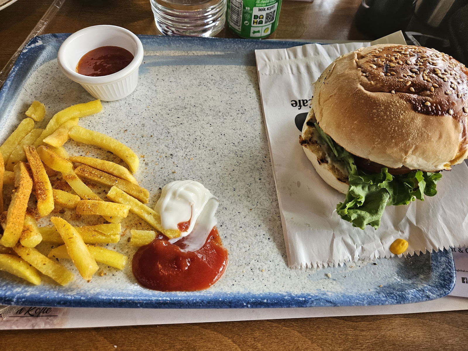 Ali̇s Restaurant Cafe