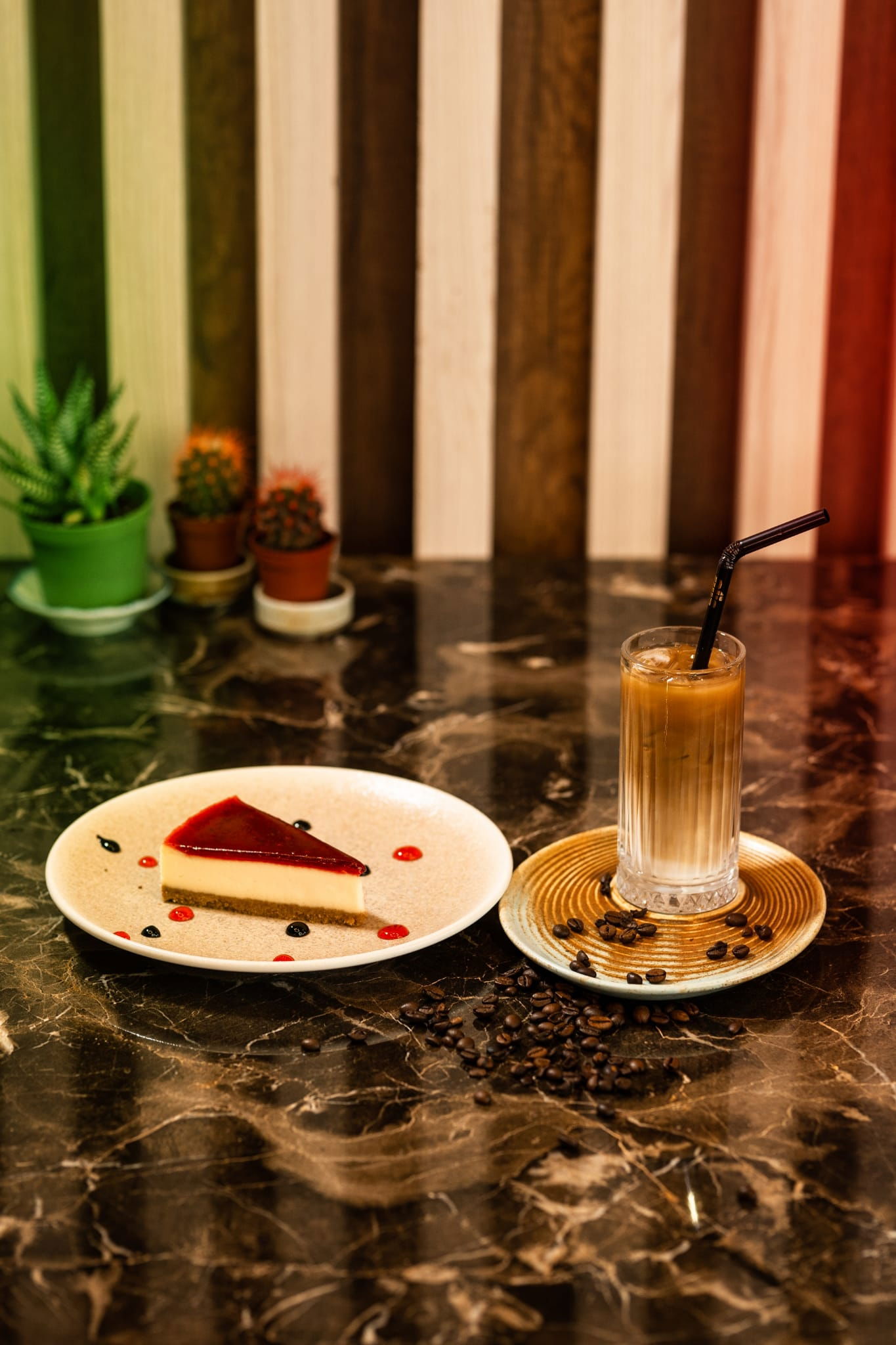 Ali̇s Restaurant Cafe