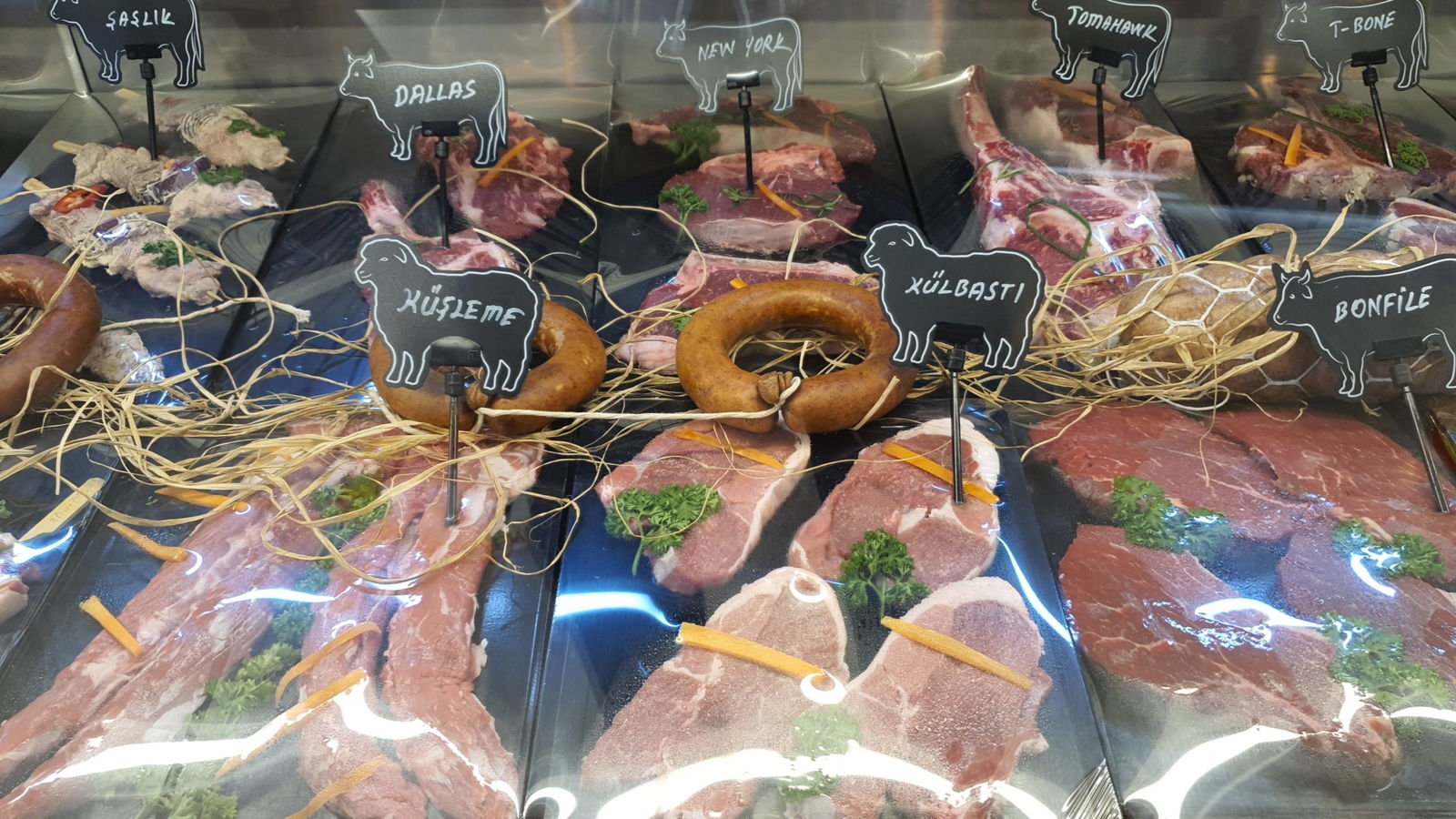 Ali̇s Restaurant Cafe