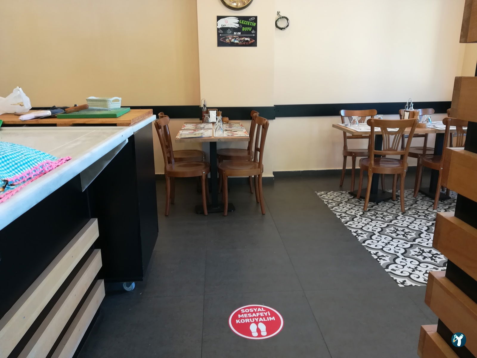 Eki̇n Sofrasi Pi̇de Lahmacun Salonu