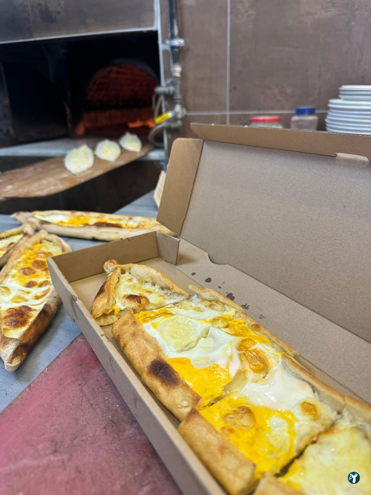 Eki̇n Sofrasi Pi̇de Lahmacun Salonu